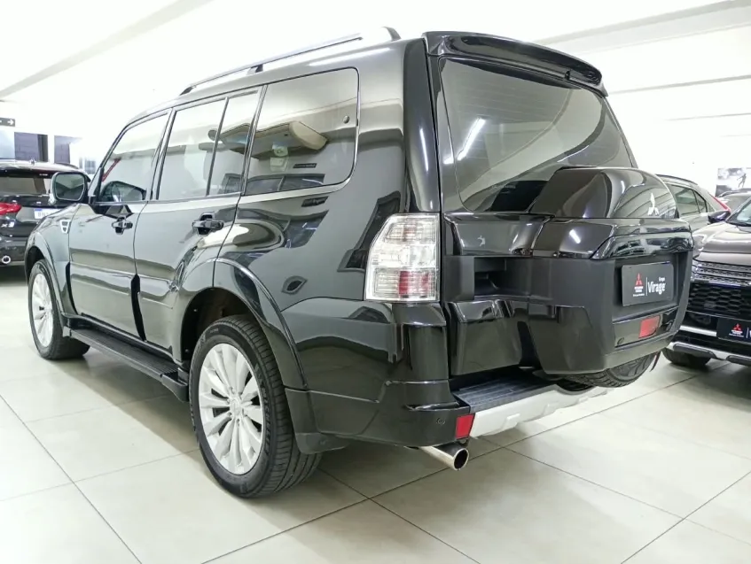 Mitsubishi Pajero Full, foto 3