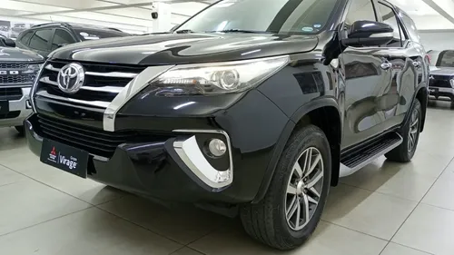 Toyota Hilux Sw4