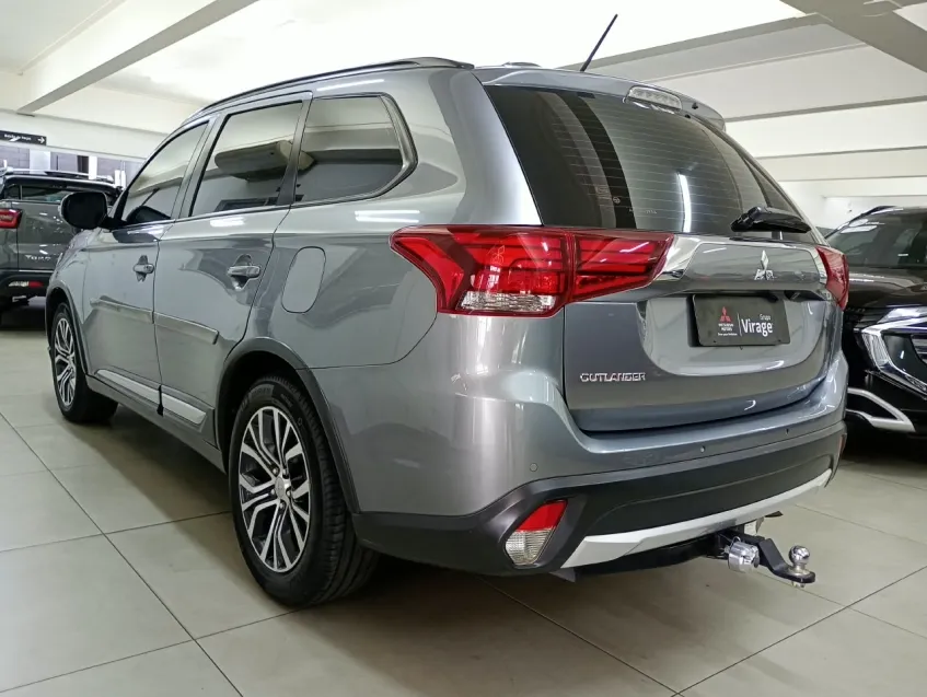 Mitsubishi Outlander, foto 3