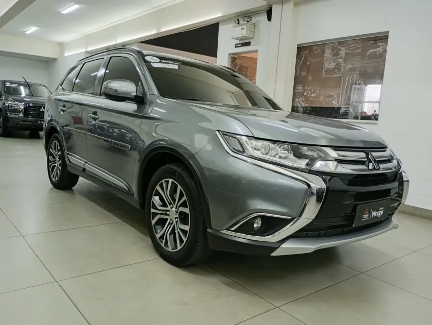 Mitsubishi Outlander, foto 2